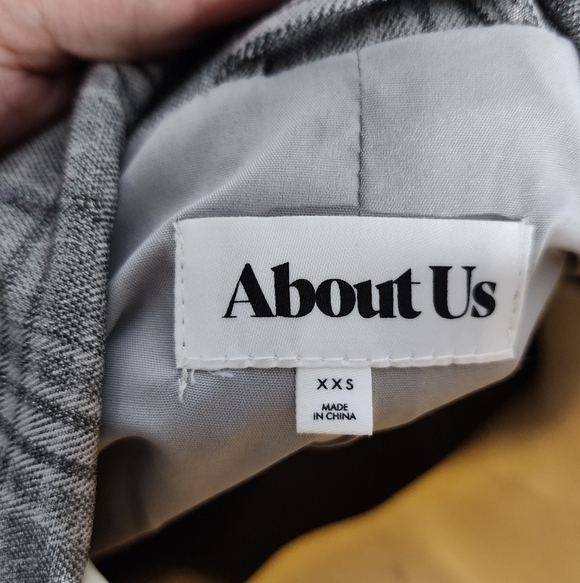 Gray Plaid Tailored Blazer XXS (FAST SHIPPING) - Picture 5 of 8